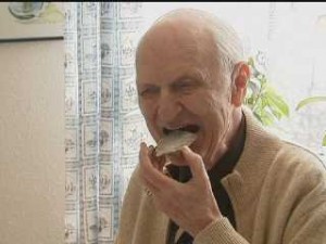 pensionar mancand
