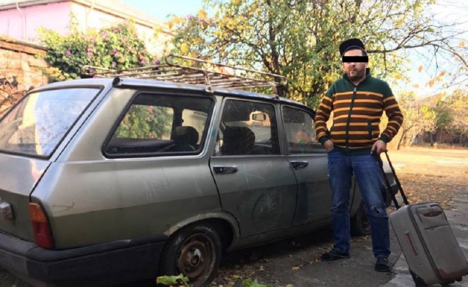 Ordonanță în regim de urgență: Orice țăran cu valiză, pasibil de amendă de 3000 lei și confiscarea hardului