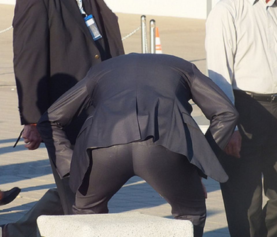 Răsturnare de situație. Florin Iordache, bisexual?! Ieri a dat muie, azi avem imagini când ia