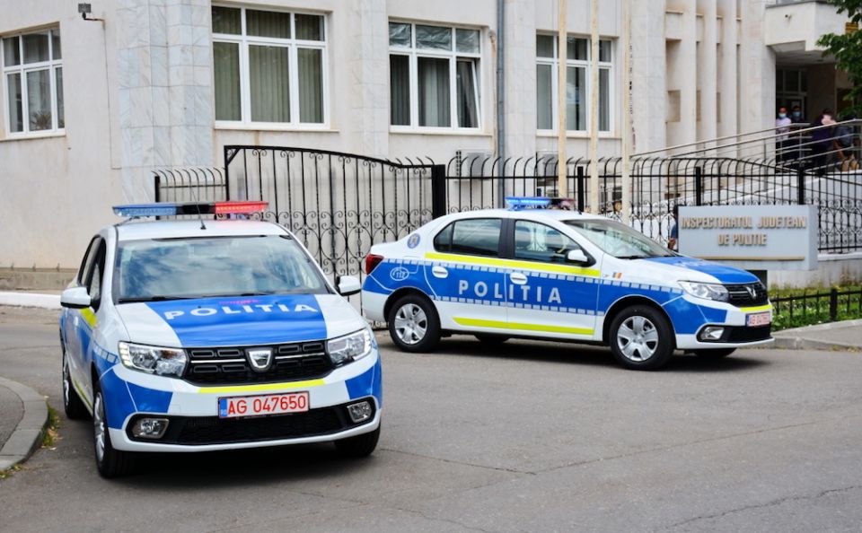 Poliția Prahova explică de ce noile mașini de Poliție nu au centuri de siguranță: „Fiindcă nu le poartă nici pulea”